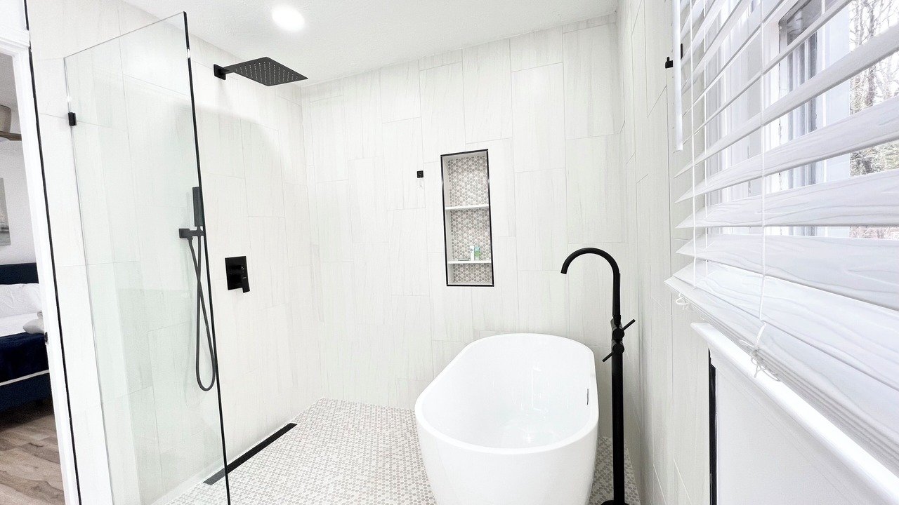 Photo of Bathroom in Lawrenceville