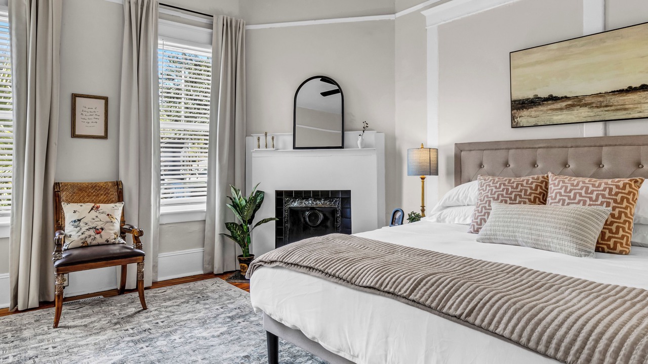Photo of Bedroom in Thomas Square