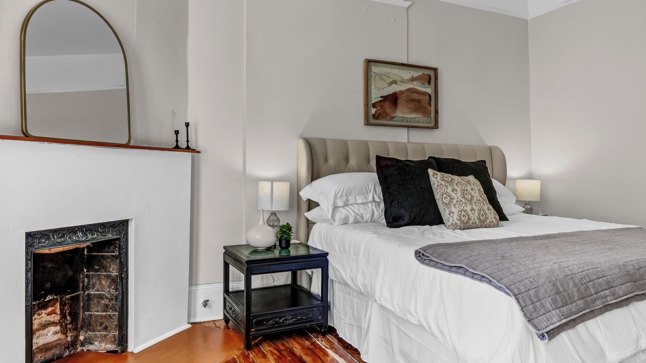 Photo of Bedroom in Thomas Square