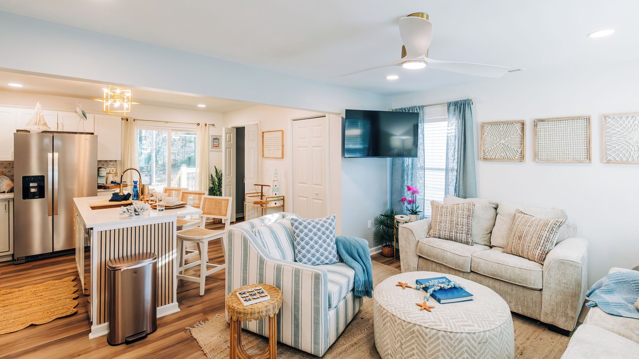 Photo of Livingroom in Lincolnville