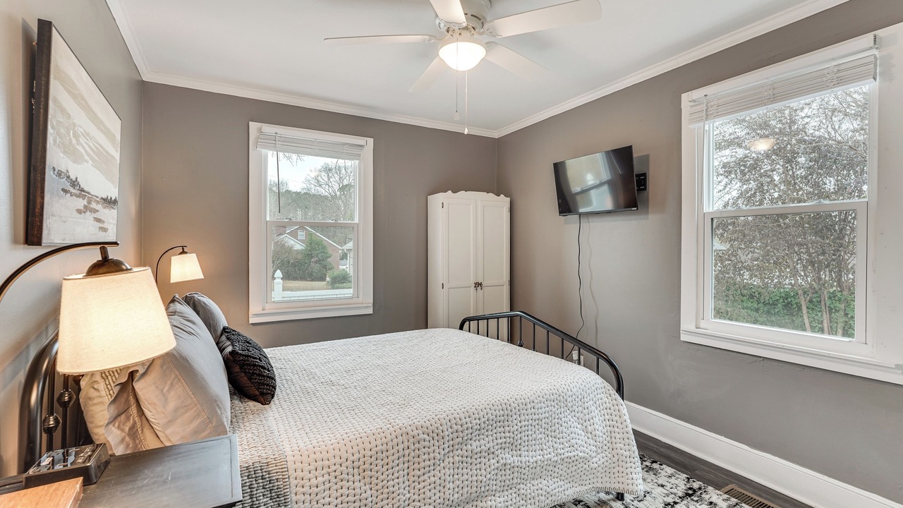 Photo of Bedroom in Greenwood