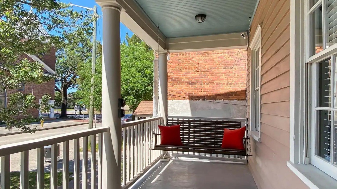 Photo of Patio Balcony in Savannah Victorian District