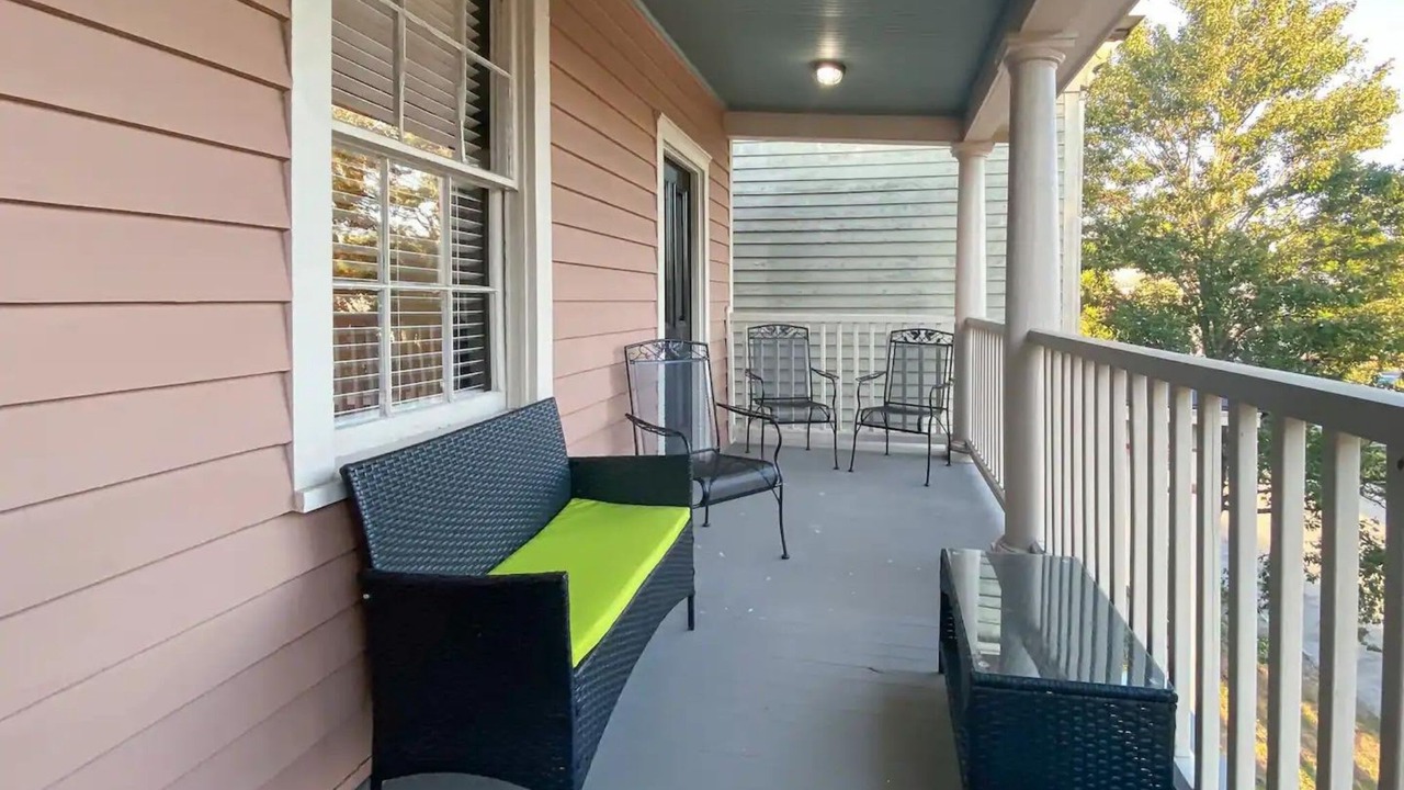 Photo of Patio Balcony in Savannah Victorian District