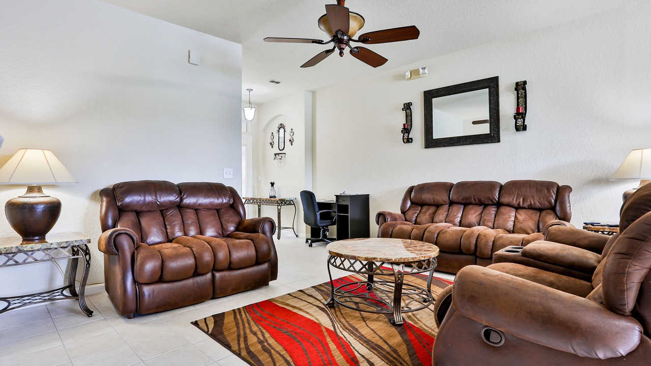 Photo of Livingroom in Trafalgar Village