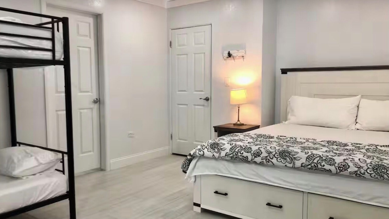 Photo of Bedroom in Shore Acres