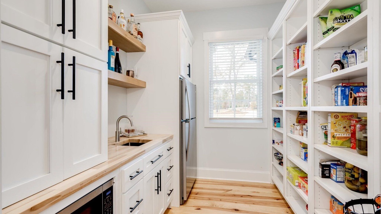 Photo of Kitchen in Appling