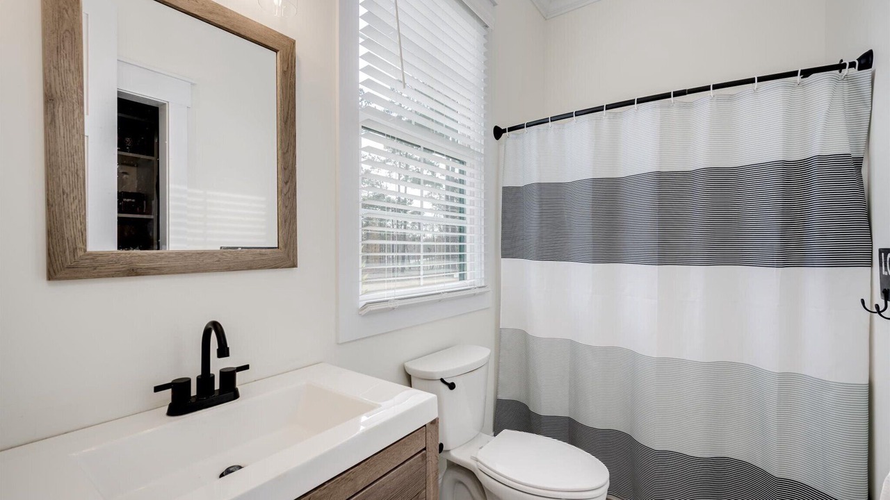 Photo of Bathroom in Appling