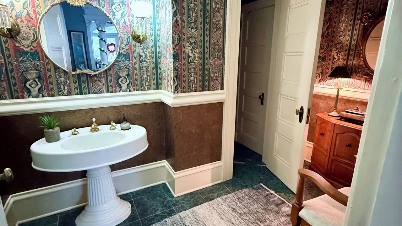 Photo of Bathroom in Newberry