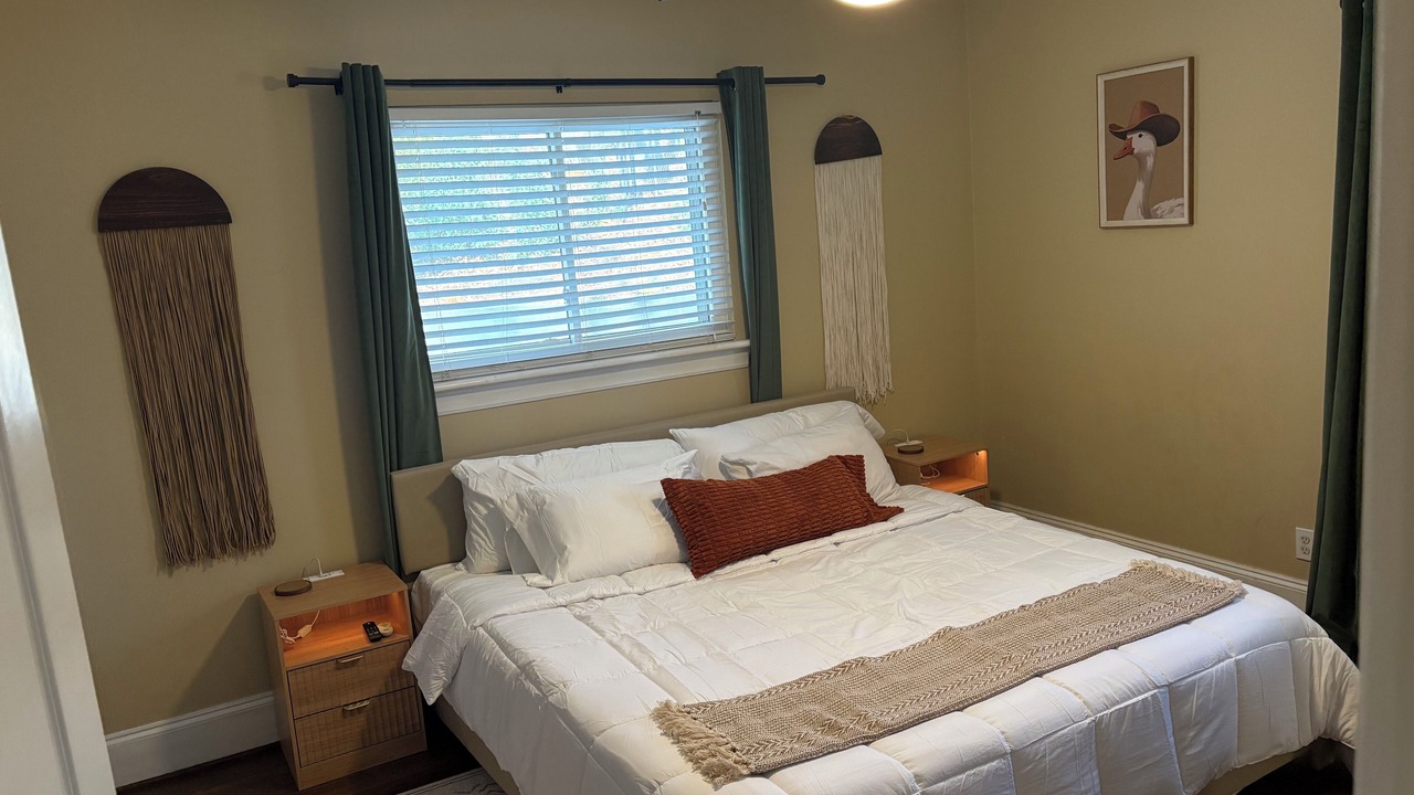 Photo of Bedroom in East Forest