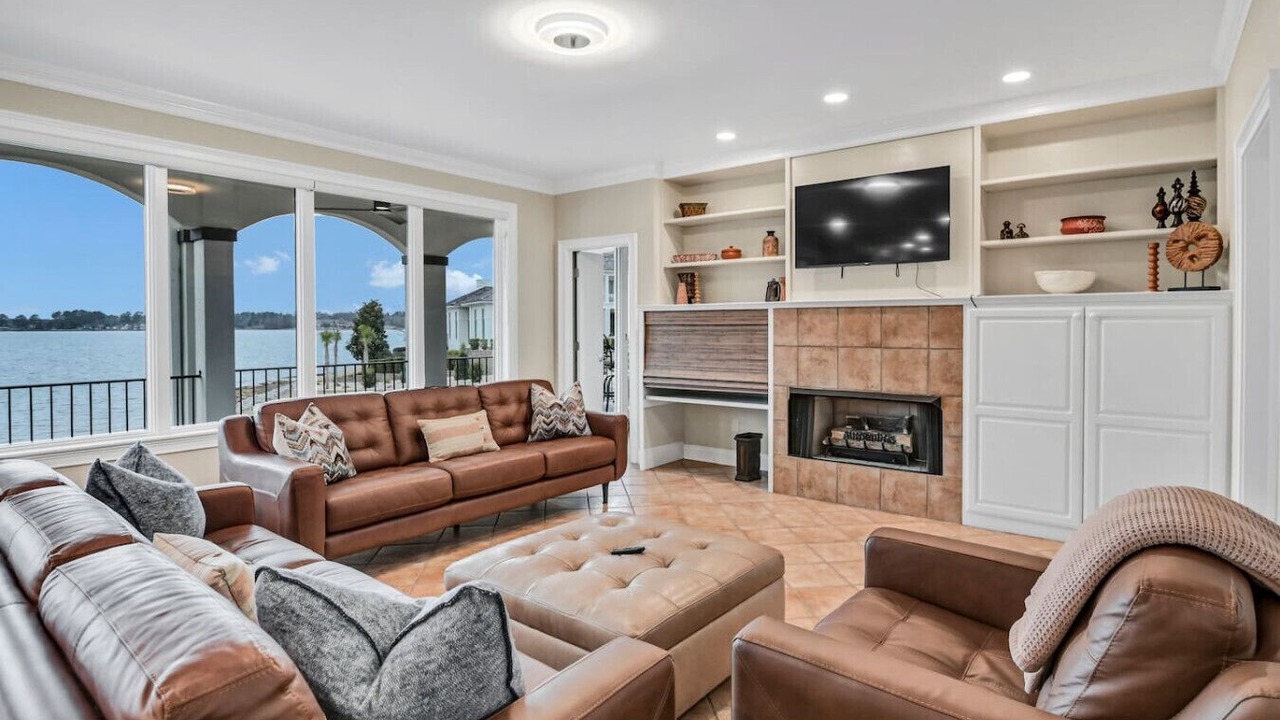 Photo of Livingroom in Irmo