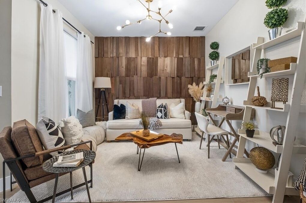 Photo of Livingroom in Naples