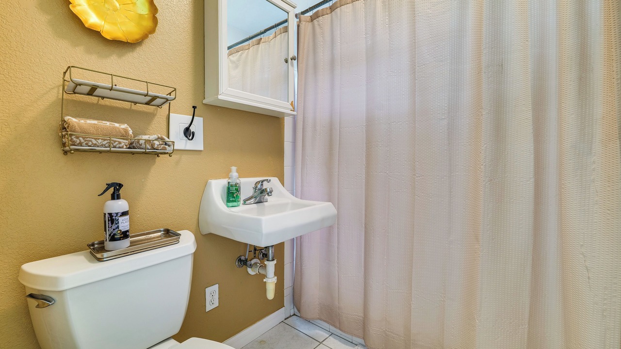 Photo of Bathroom in Crooked Lake