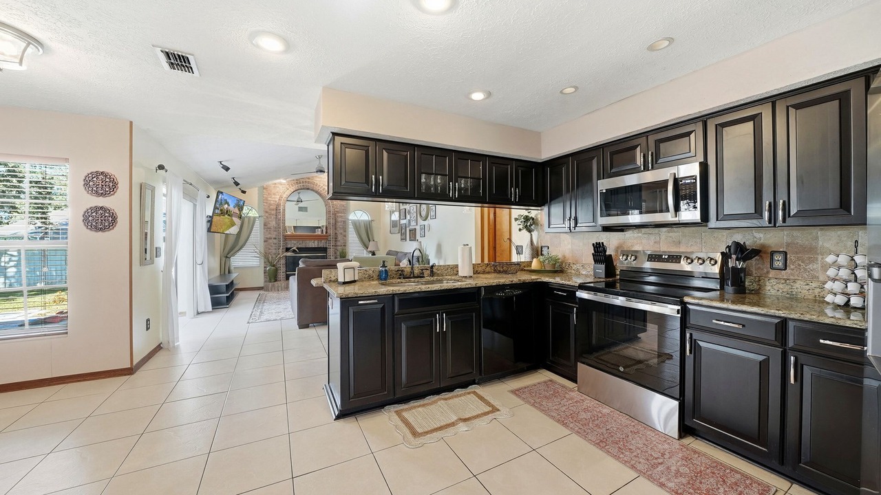 Photo of Kitchen in Valrico