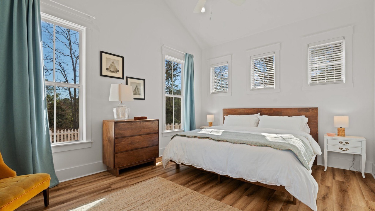 Photo of Bedroom in Cameron