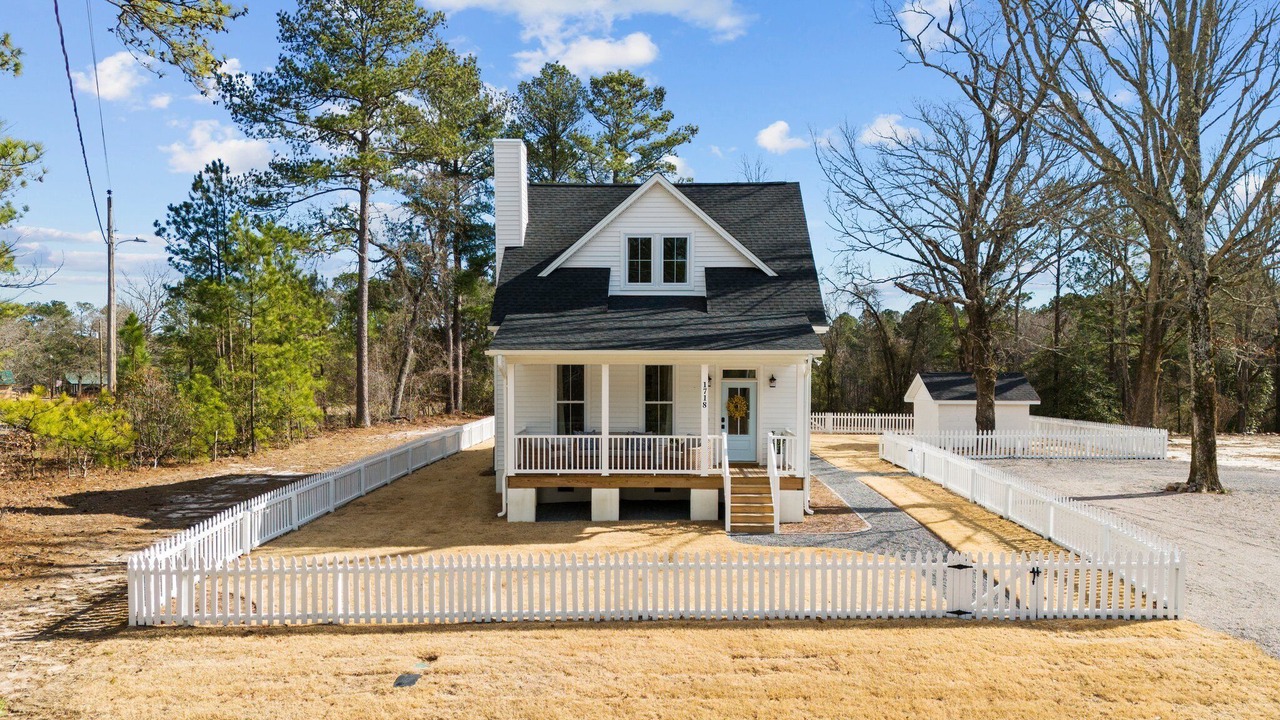 Photo of Outdoor in Cameron