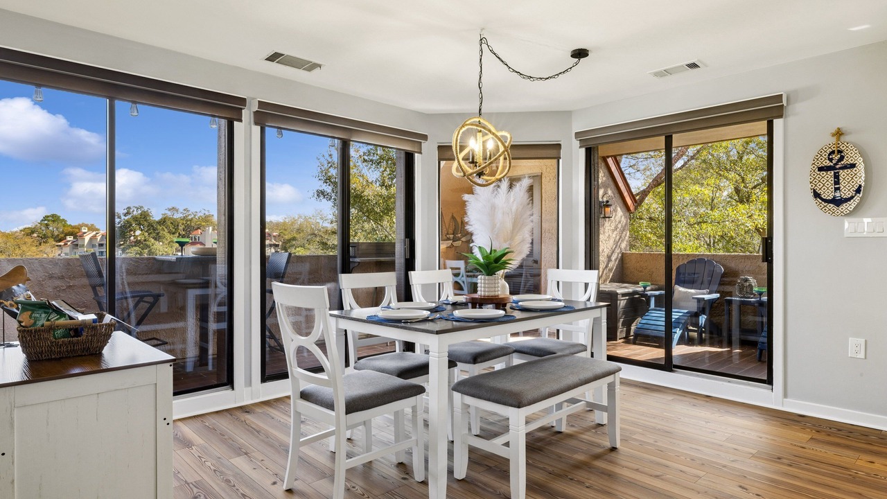 Photo of Patio Balcony in Shelter Cove