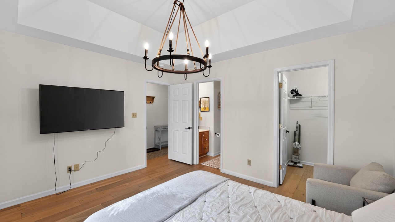 Photo of Bedroom in Oakhurst