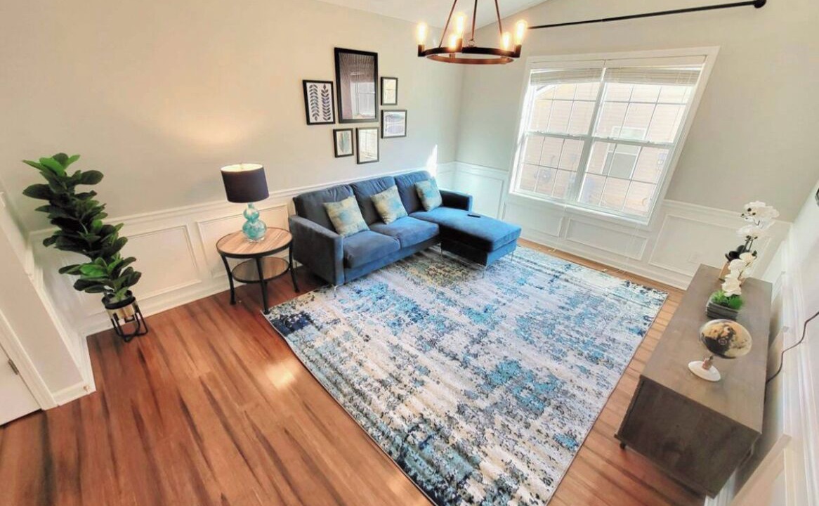 Photo of Livingroom in Buford