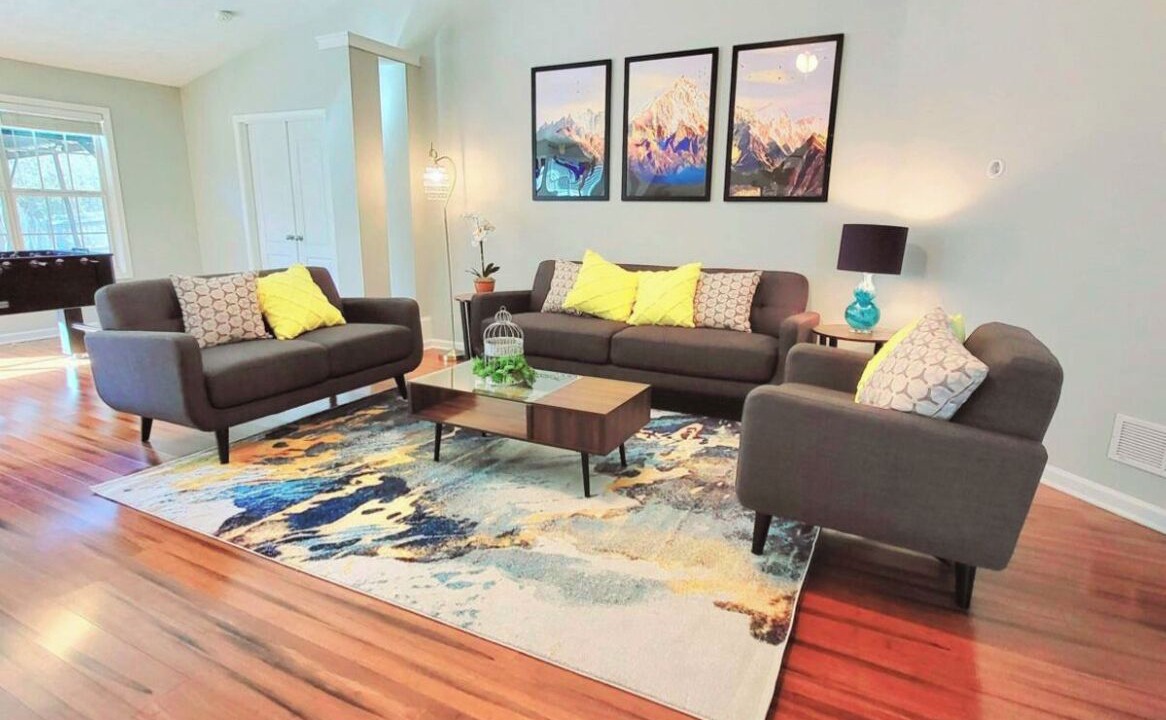 Photo of Livingroom in Buford