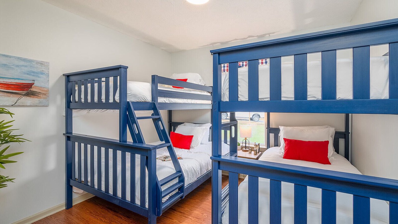 Photo of Bedroom in Richmond Hill