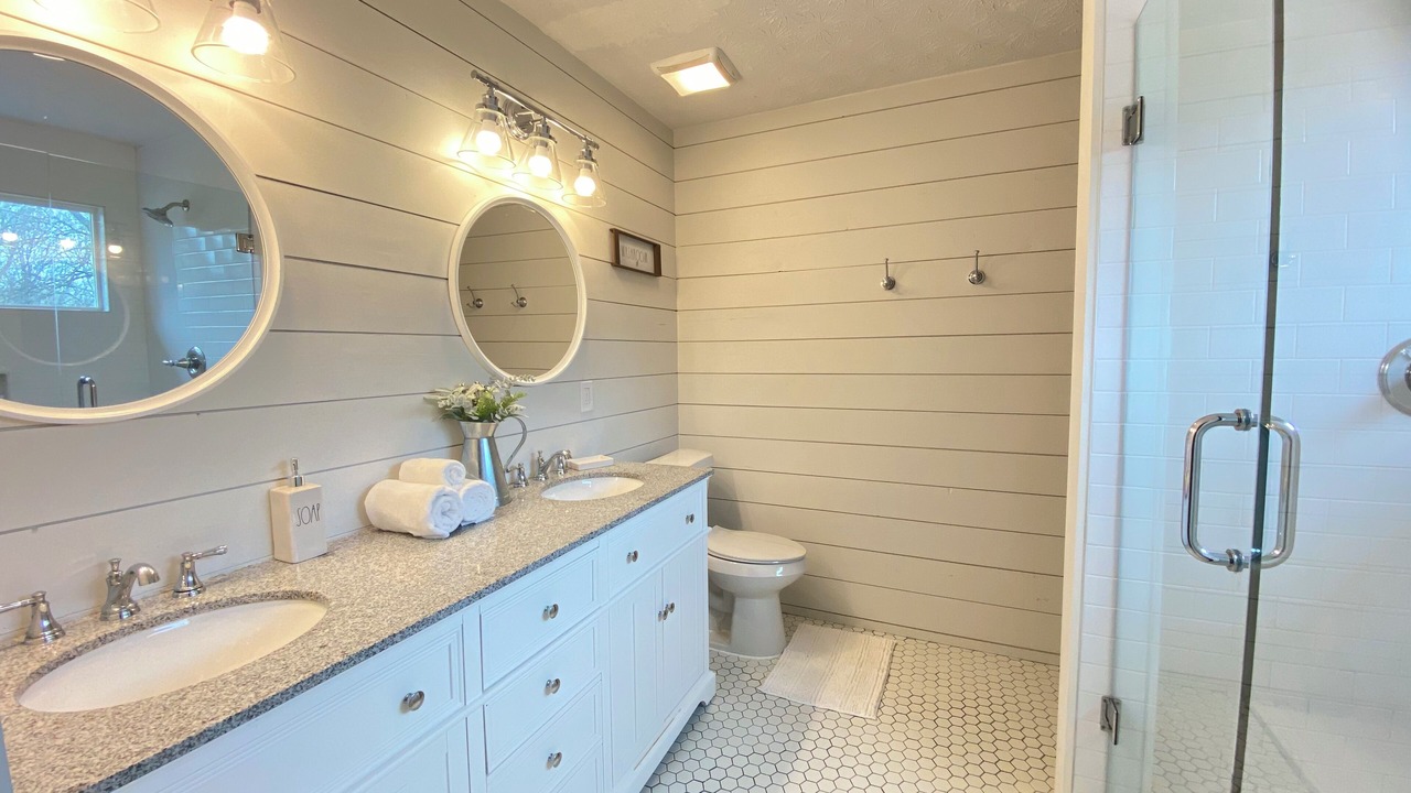 Photo of Bathroom in Braselton