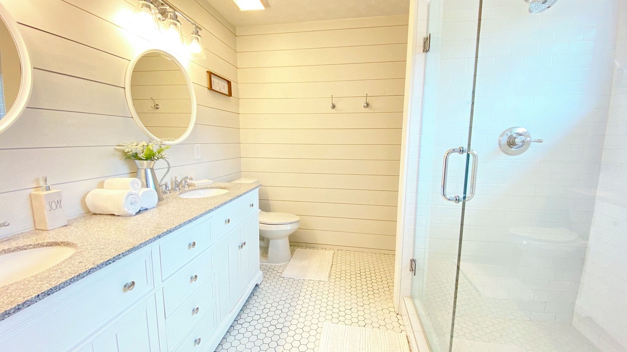 Photo of Bathroom in Braselton