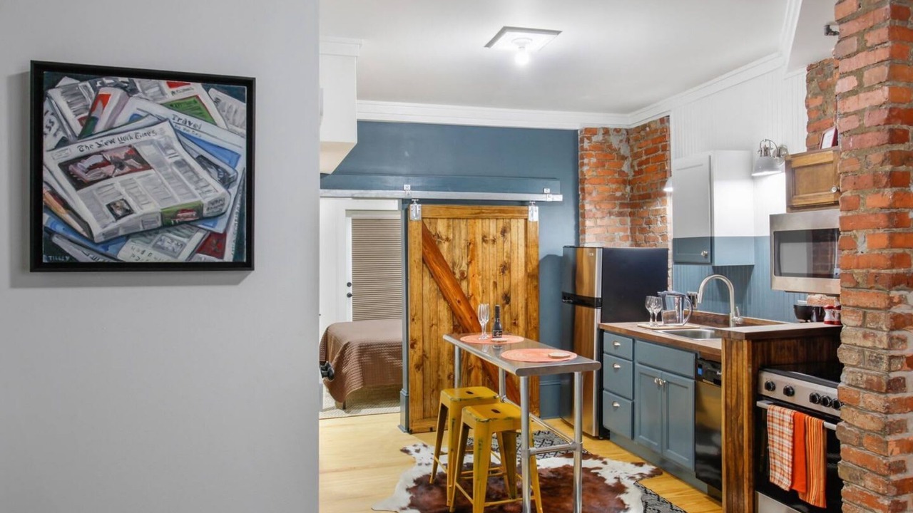 Photo of Kitchen in Savannah Victorian District