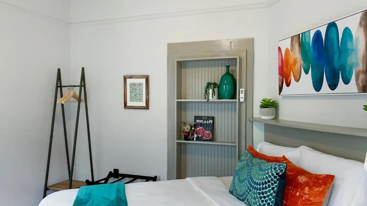 Photo of Bedroom in Savannah Victorian District