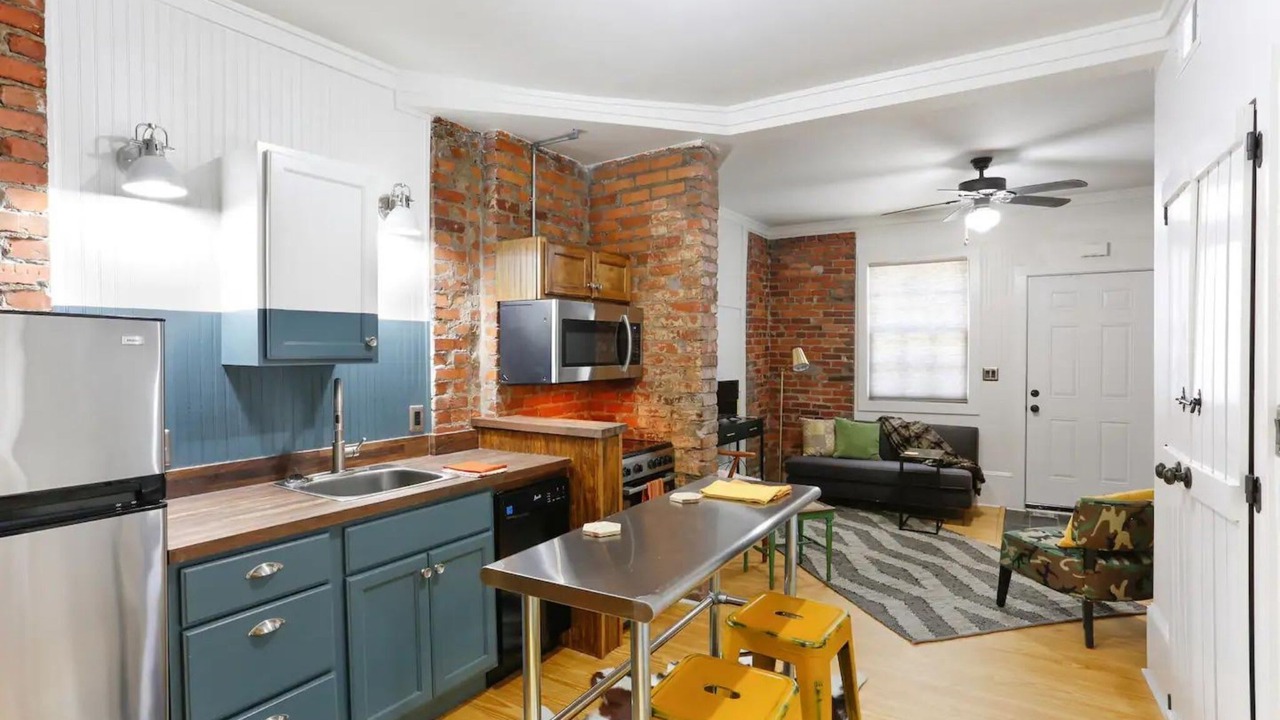 Photo of Kitchen in Savannah Victorian District