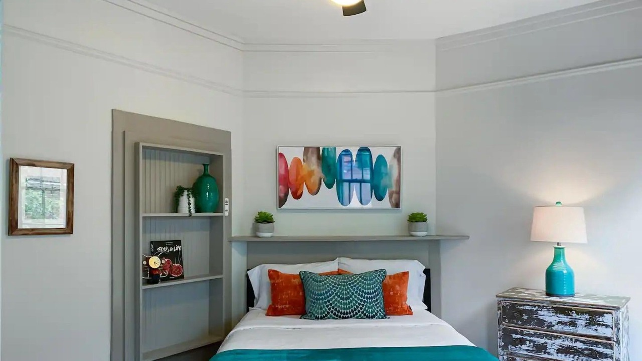 Photo of Bedroom in Savannah Victorian District