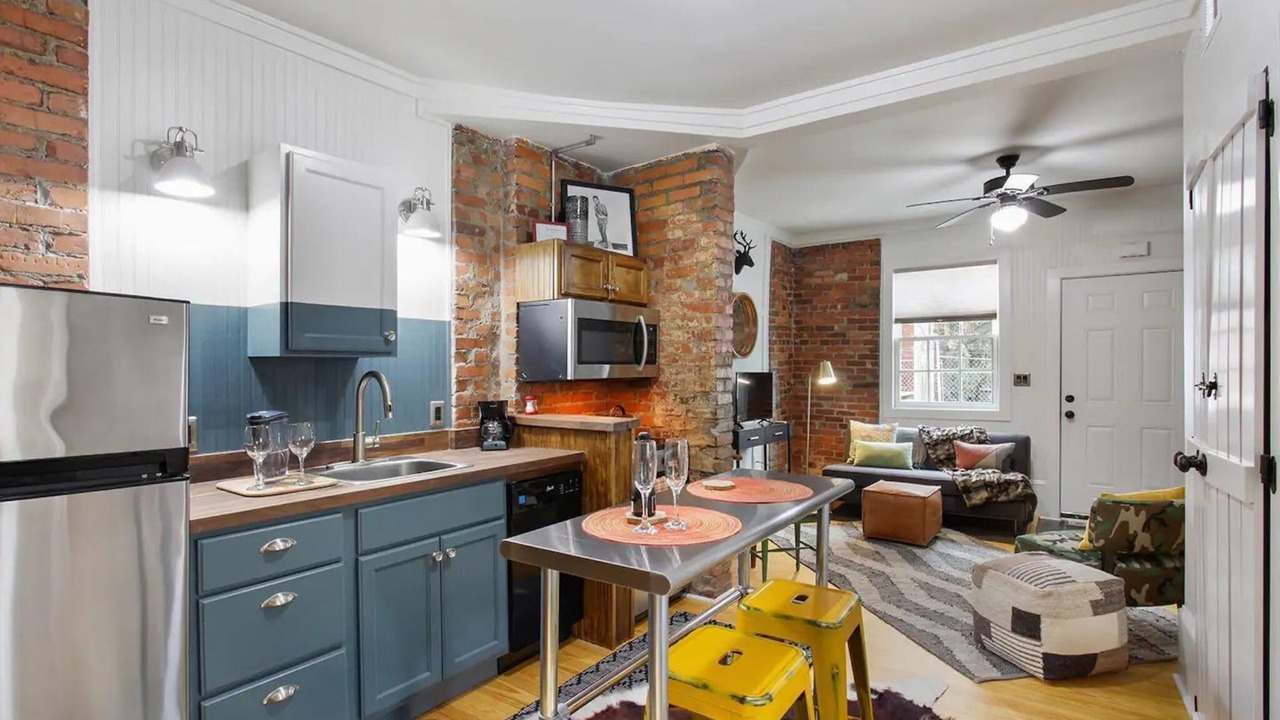Photo of Kitchen in Savannah Victorian District