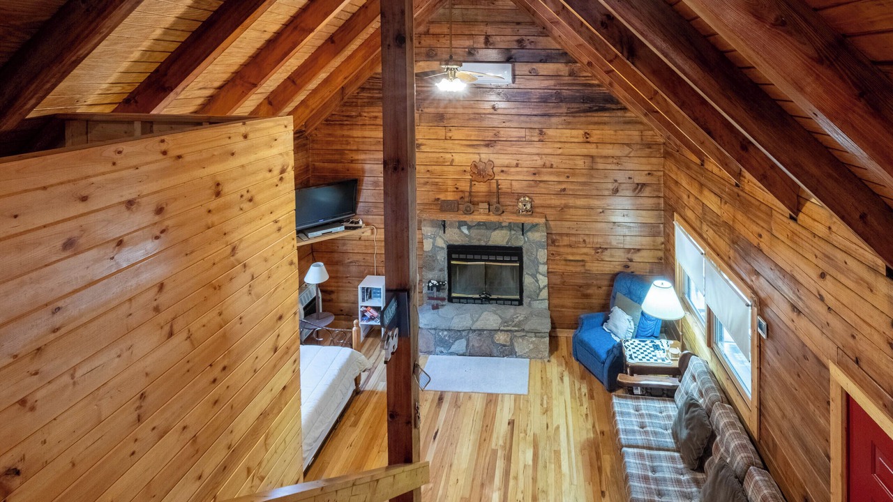 Photo of Livingroom in Tuckasegee