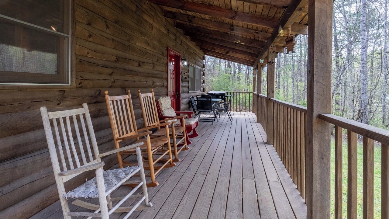 Photo of Patio Balcony in Tuckasegee