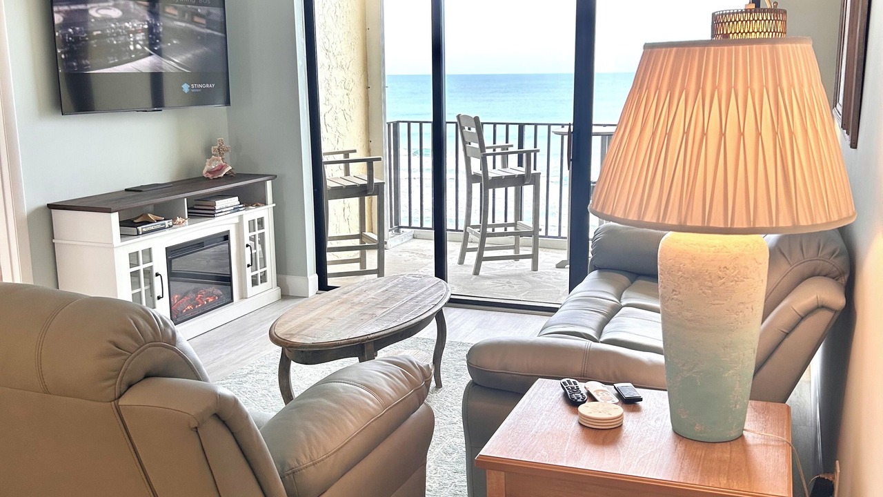 Photo of Livingroom in Hutchinson Island South