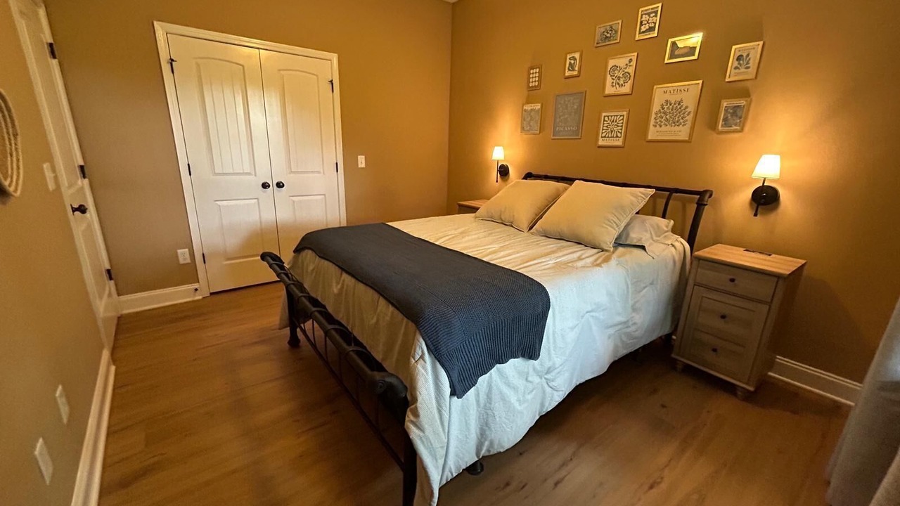 Photo of Bedroom in Anderson
