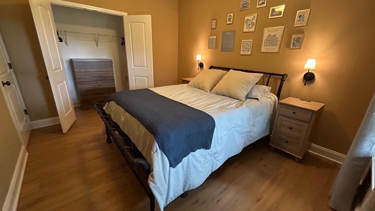 Photo of Bedroom in Anderson