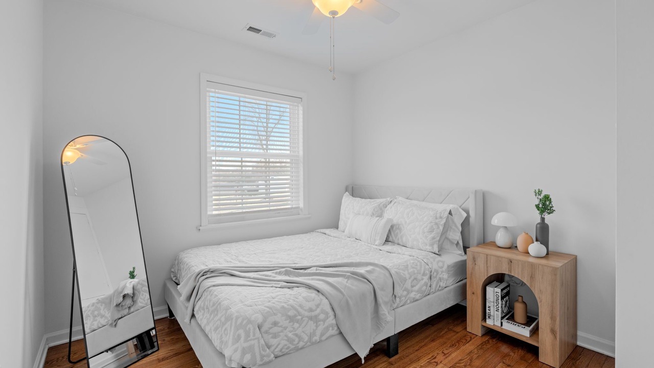 Photo of Bedroom in Sandy Springs