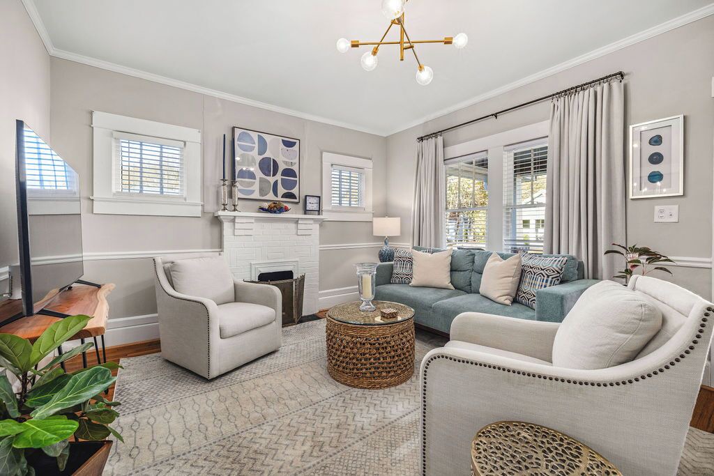 Photo of Livingroom in Gainesville