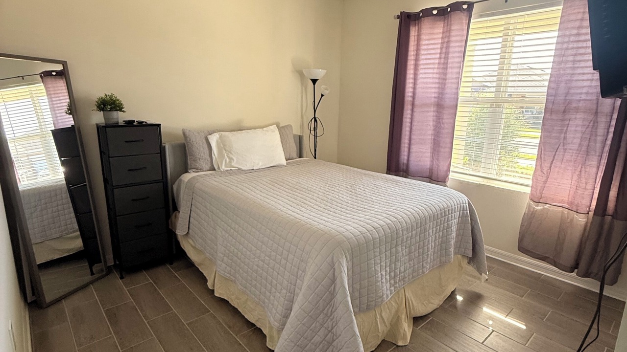 Photo of Bedroom in Lake Wales