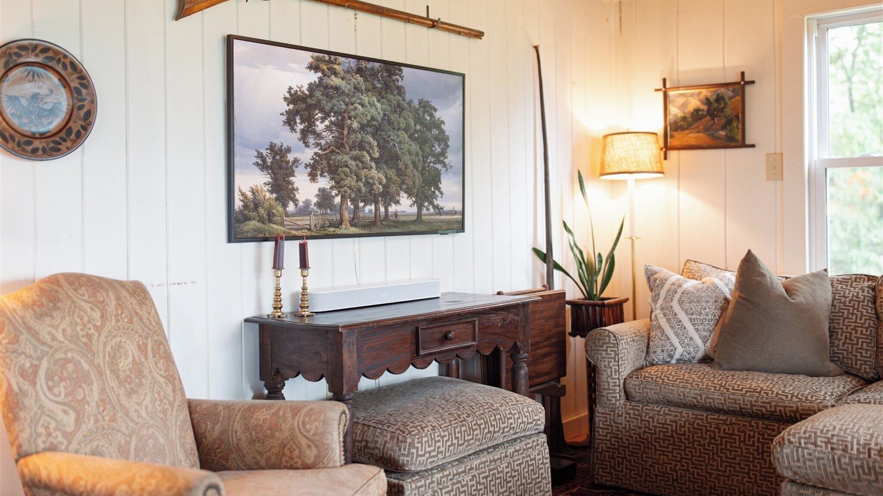 Photo of Livingroom in Cullowhee