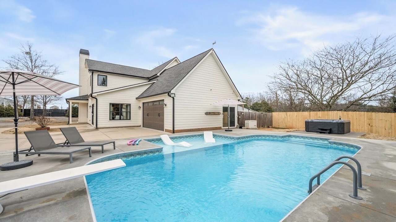 Photo of Outdoor in Taylors