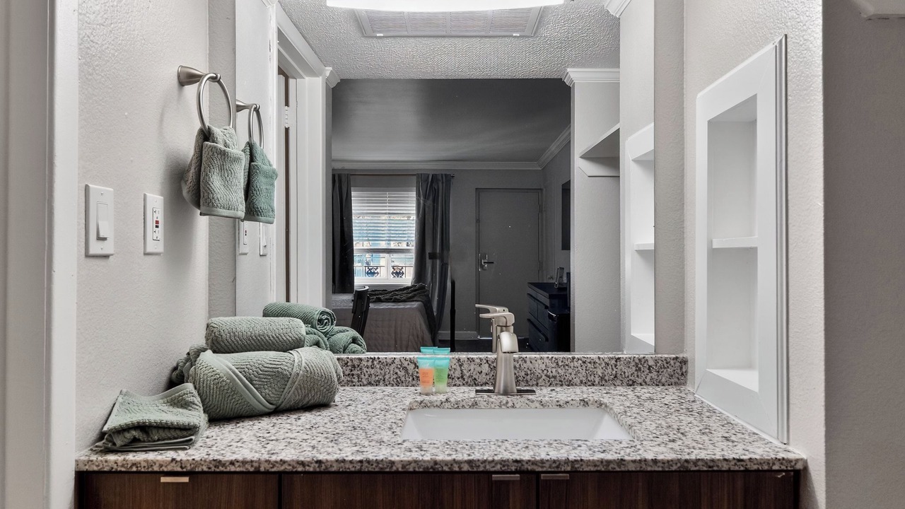 Photo of Bathroom in Sheffield Park