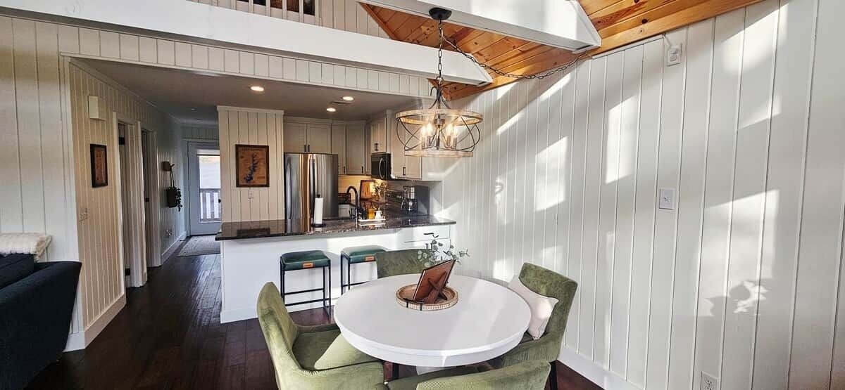 Photo of Bedroom in Salem