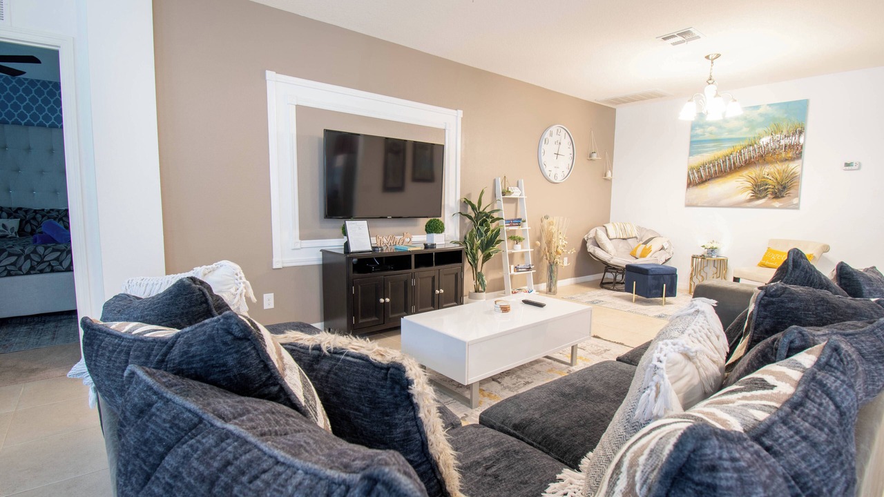 Photo of Livingroom in West Haven