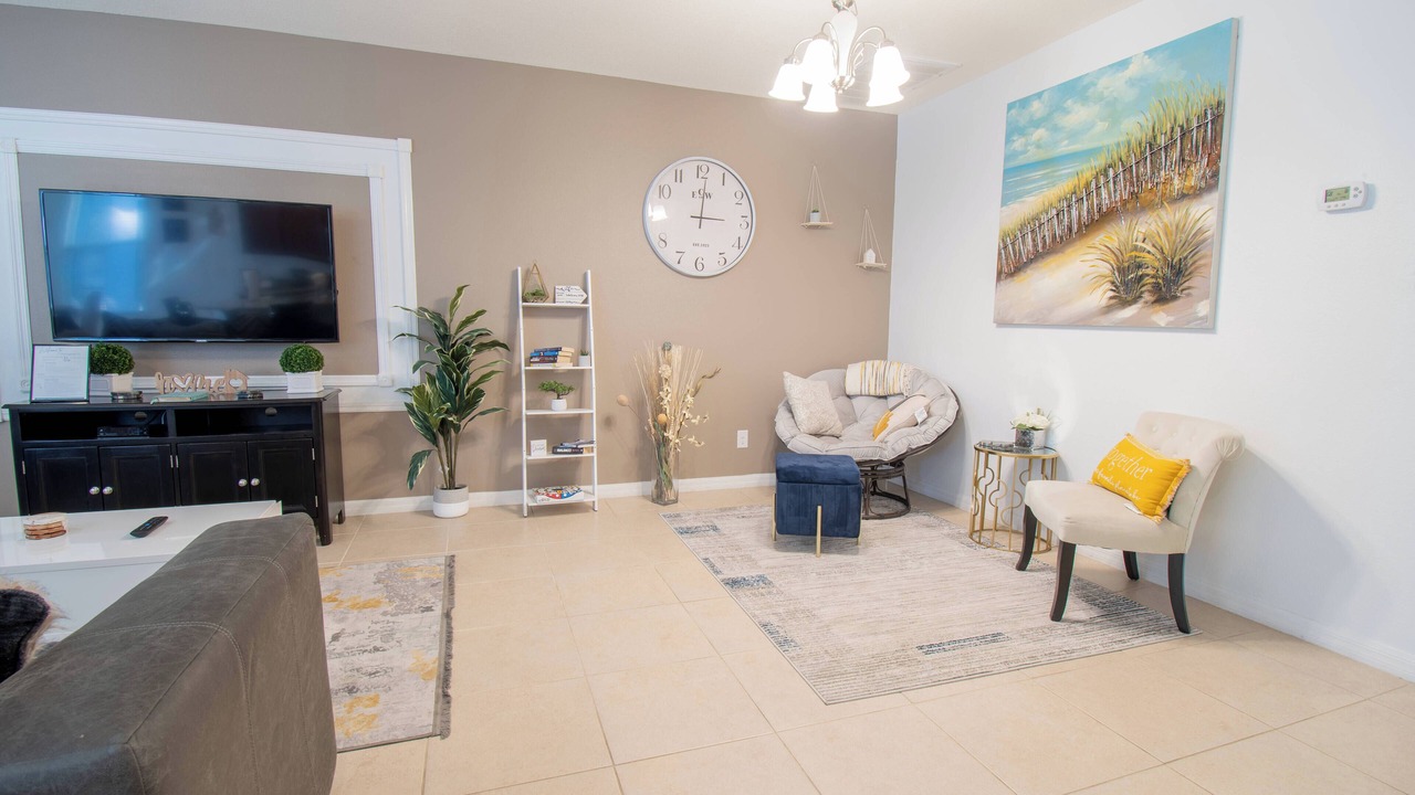 Photo of Livingroom in West Haven