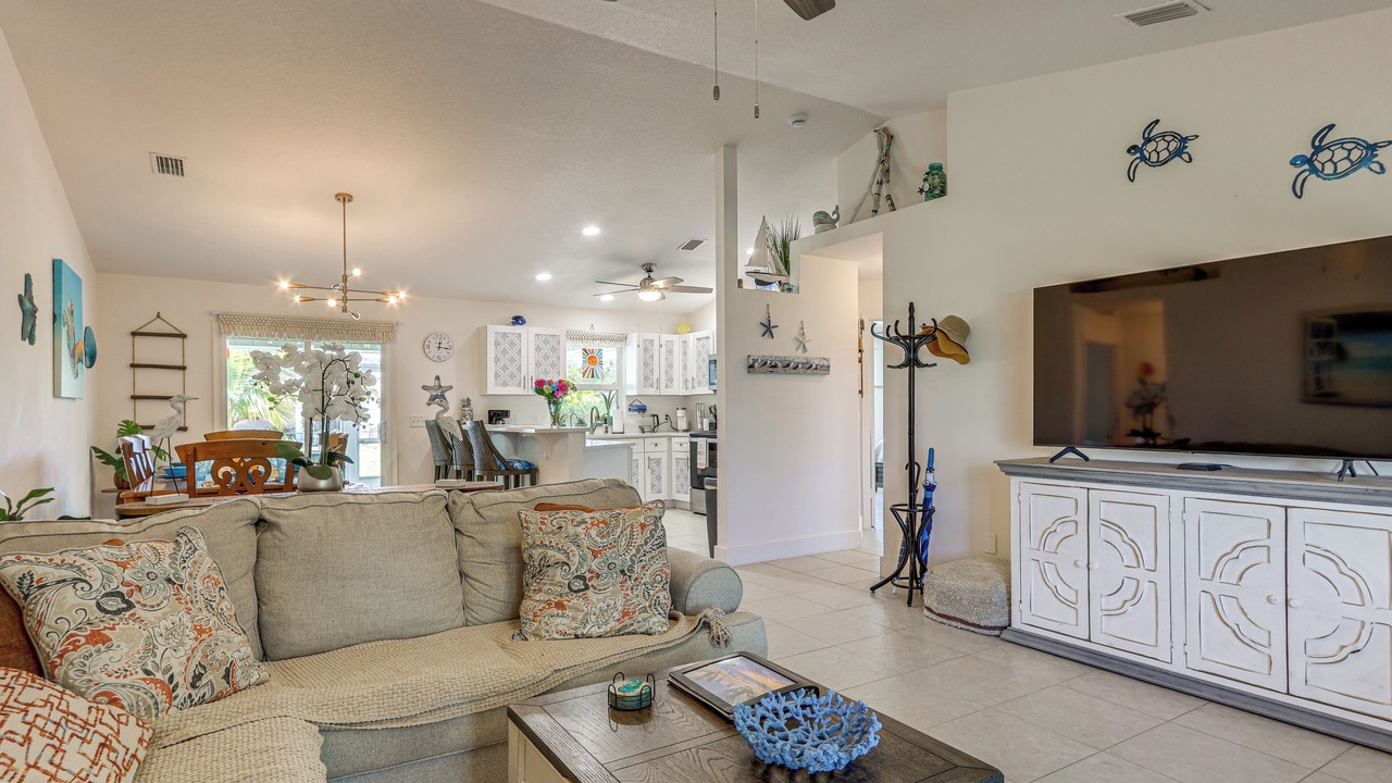 Photo of Bedroom in Florida Ridge