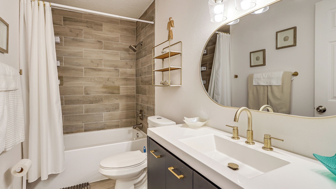 Photo of Bathroom in Florida Ridge