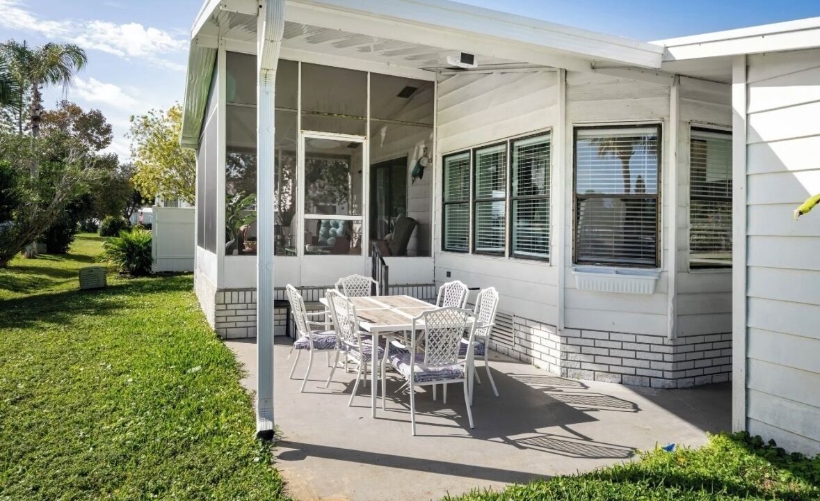 Photo of Outdoor in Sebastian Highlands
