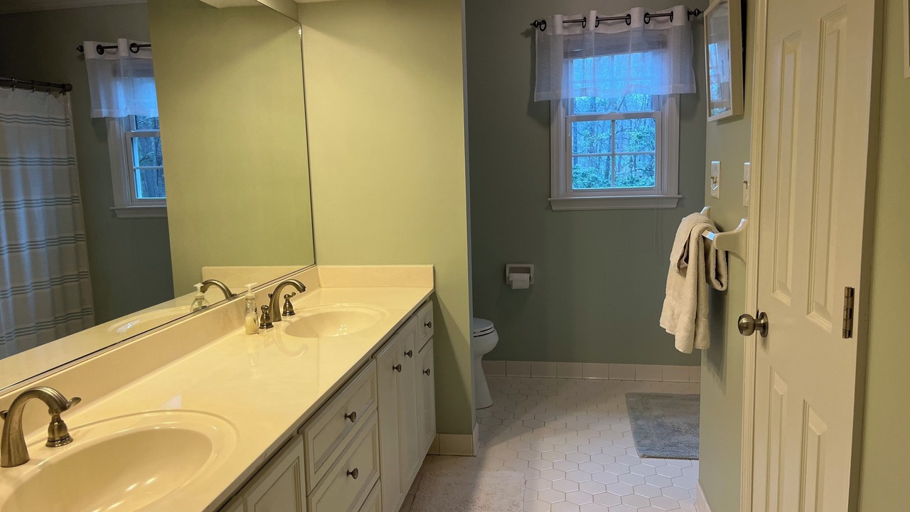 Photo of Bathroom in Martinez