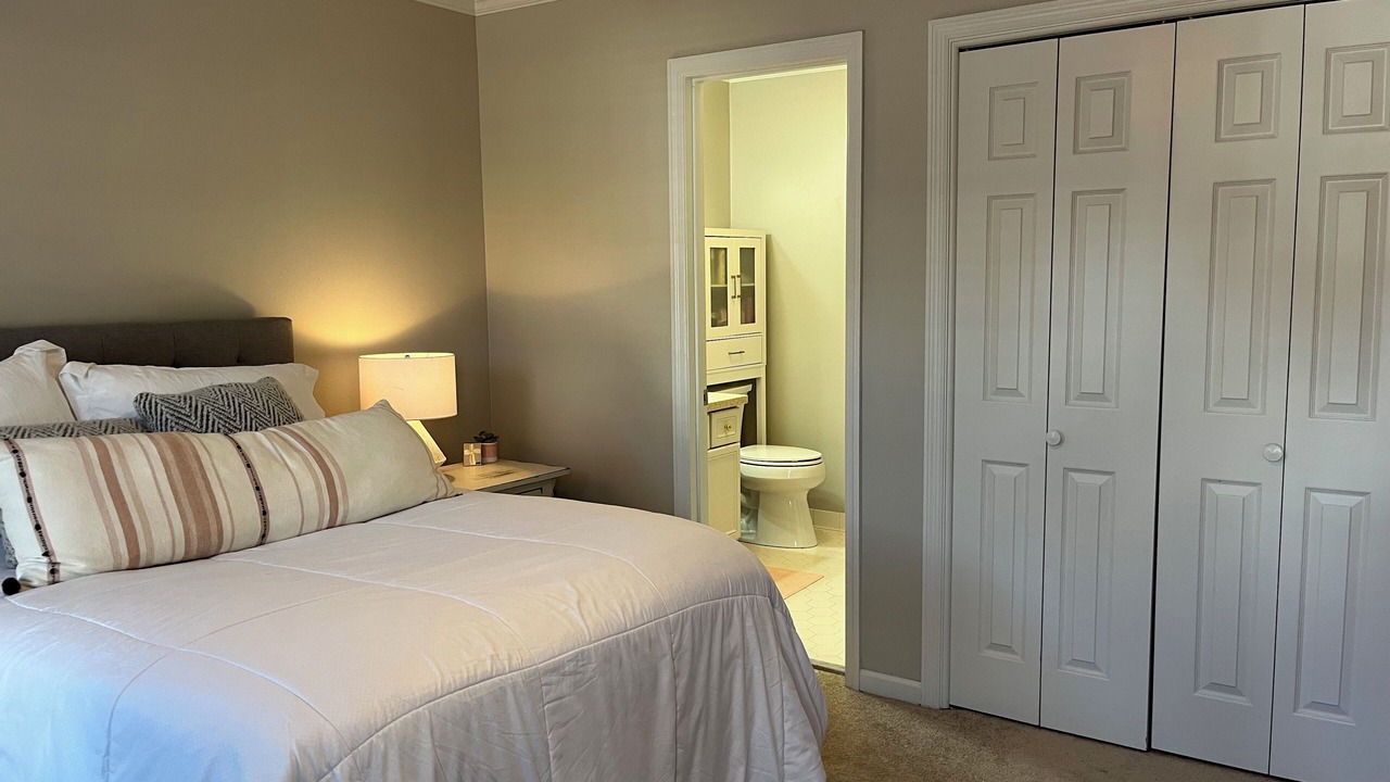 Photo of Bedroom in Martinez